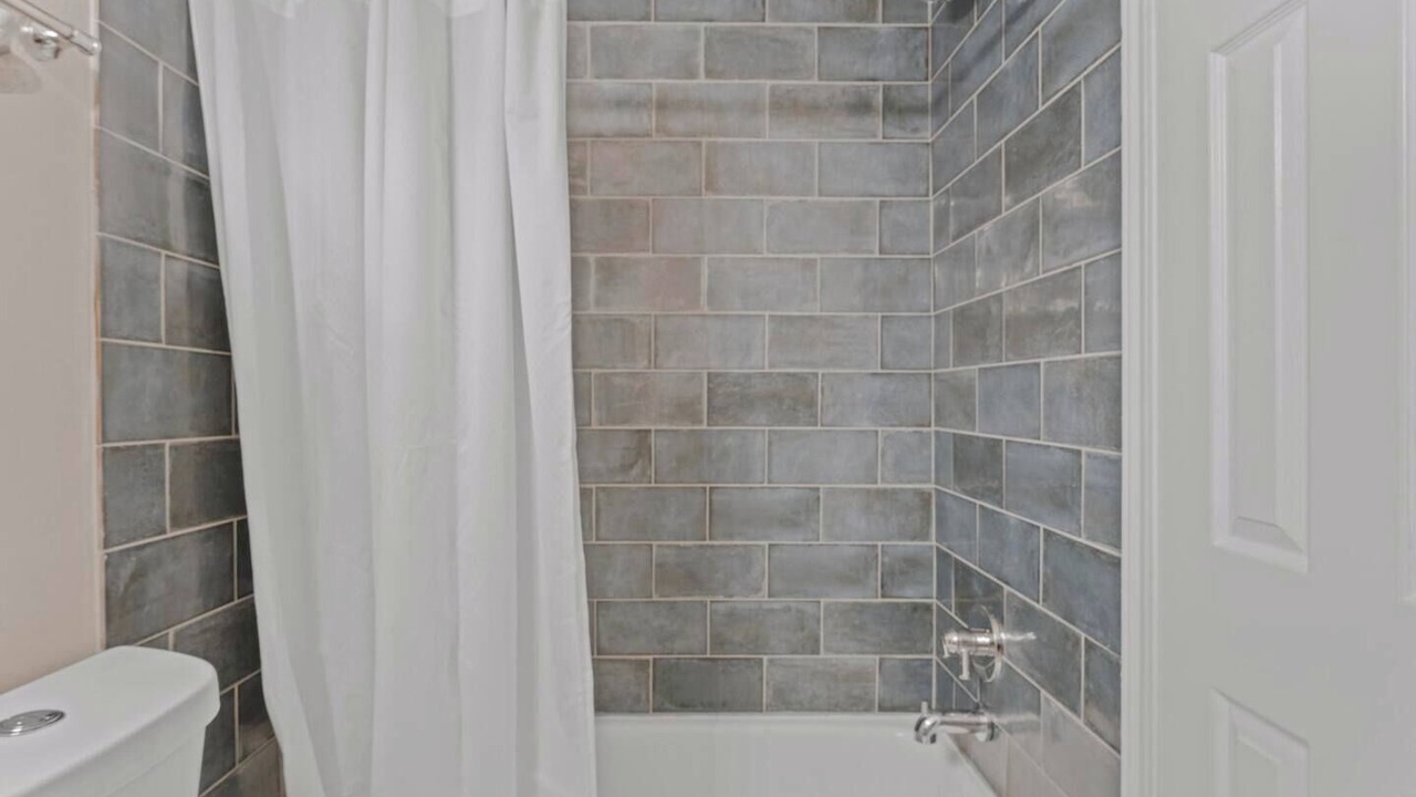 Photo of Bathroom in Springwoods