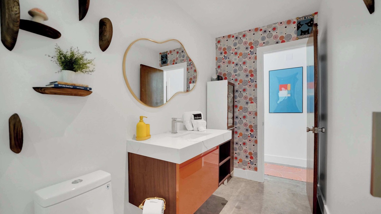 Photo of Bathroom in Wilton Manors