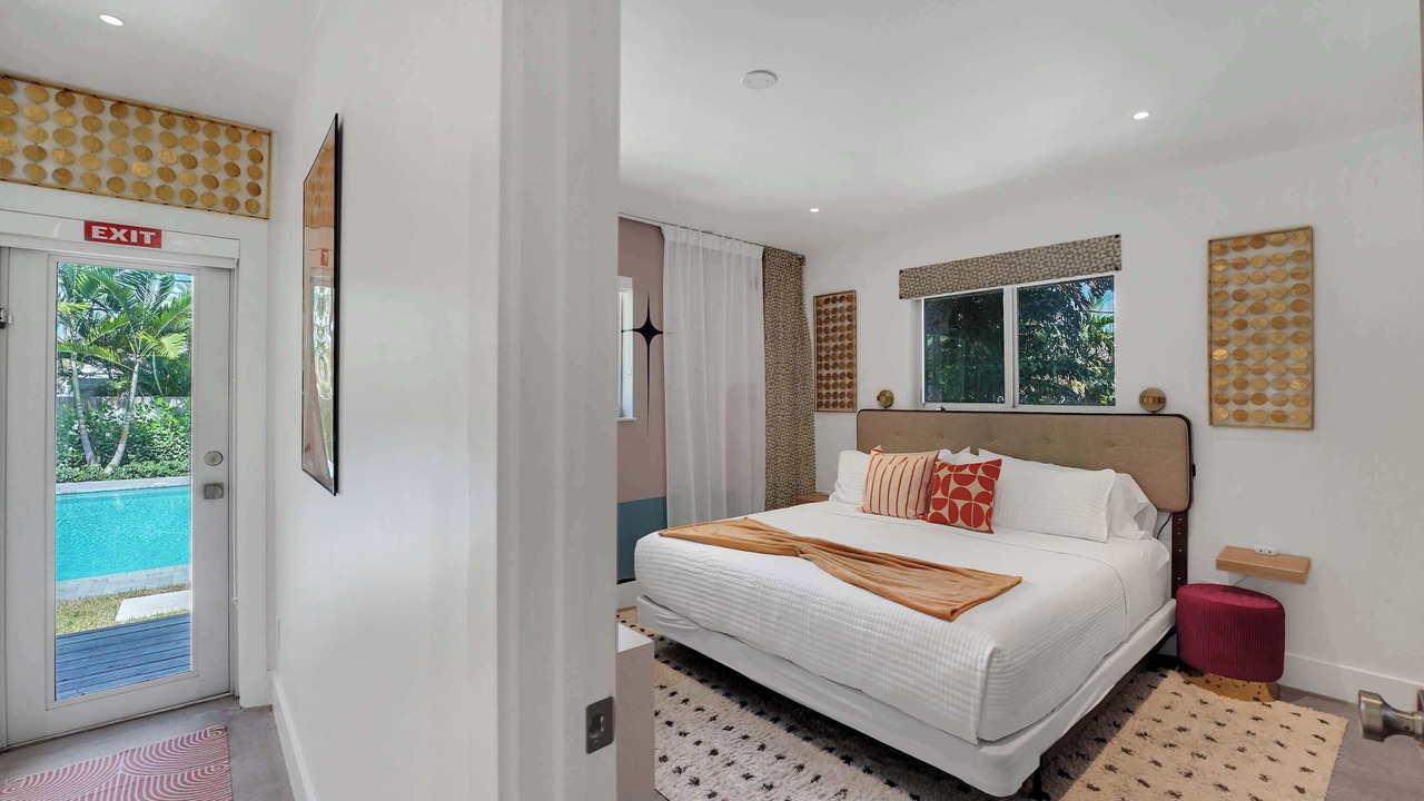 Photo of Bedroom in Wilton Manors