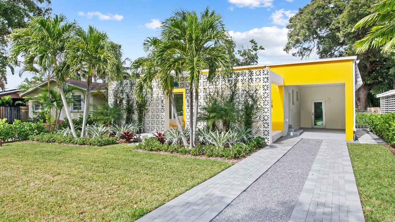Photo of Outdoor in Wilton Manors