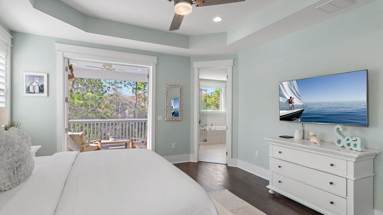 Photo of Bedroom in Santa Rosa Beach