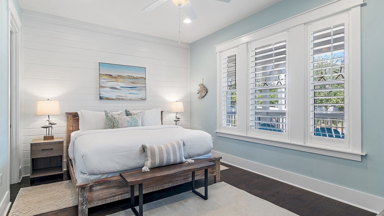 Photo of Bedroom in Santa Rosa Beach