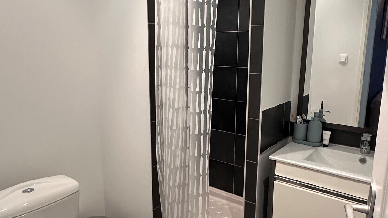 Photo of Bathroom in Griffon - Royale