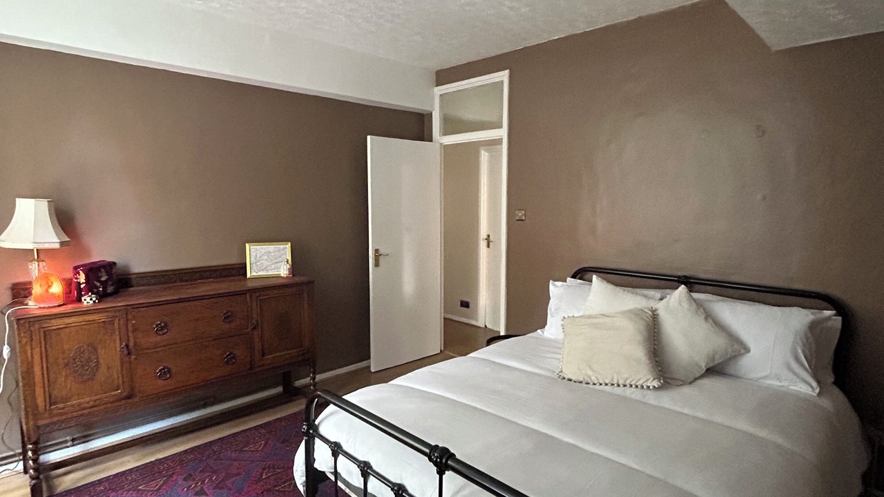 Photo of Bedroom in Weavers