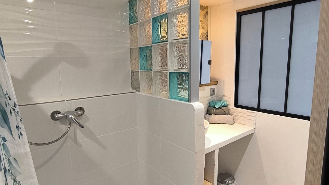 Photo of Bathroom in Le Bourg