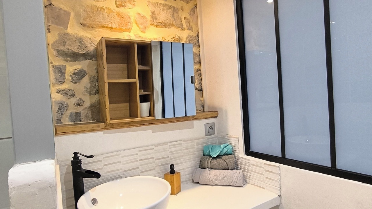 Photo of Bathroom in Le Bourg