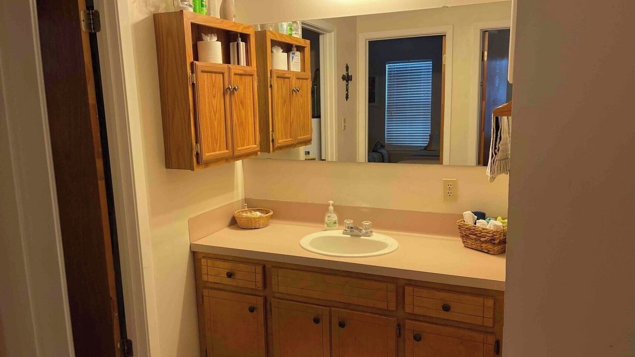 Photo of Bathroom in Brookeland