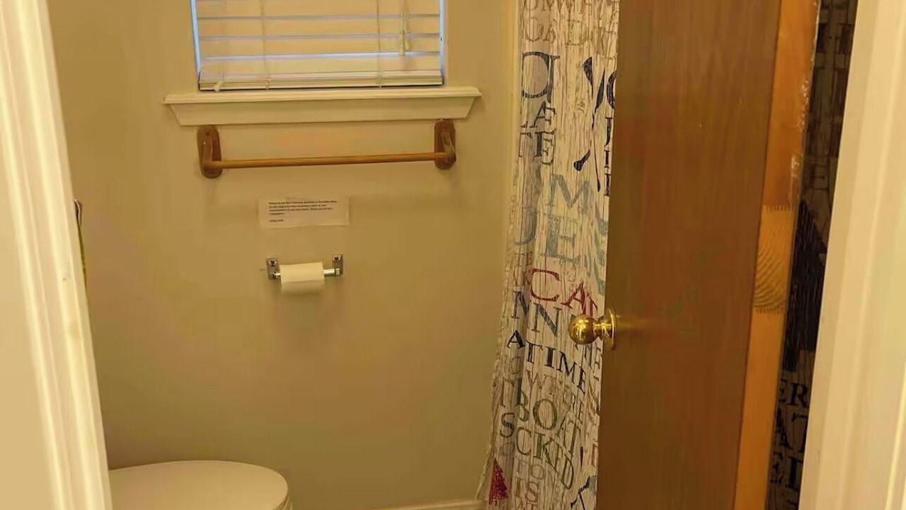 Photo of Bathroom in Brookeland