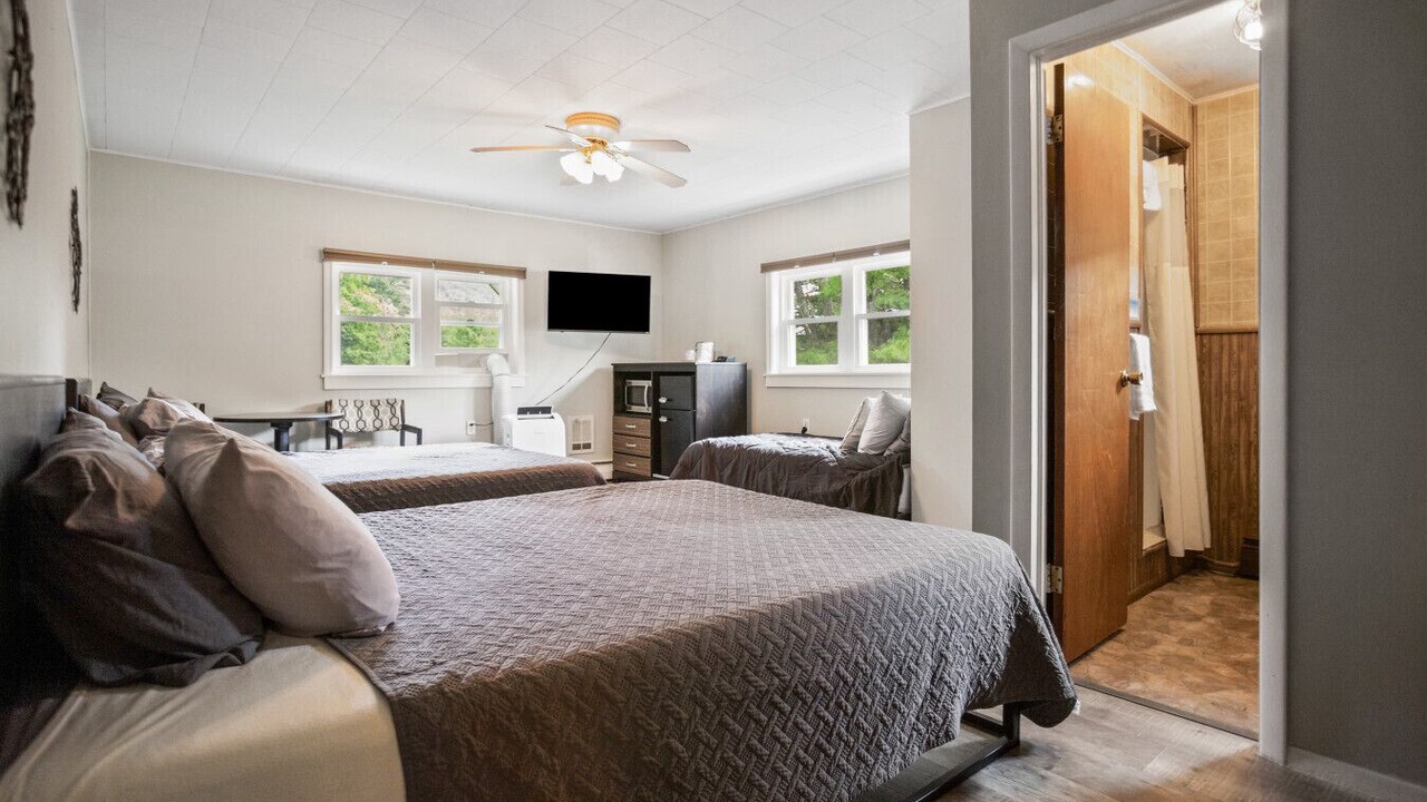 Photo of Bedroom in Wellsboro