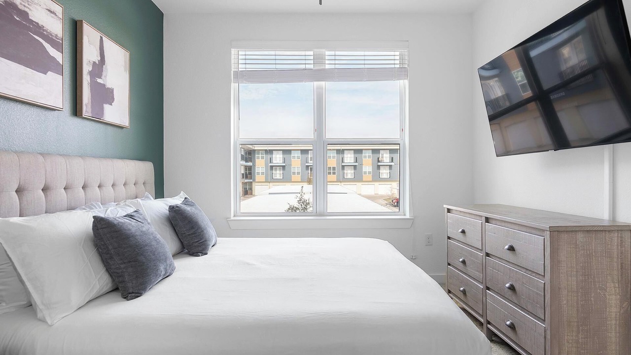 Photo of Bedroom in Garland