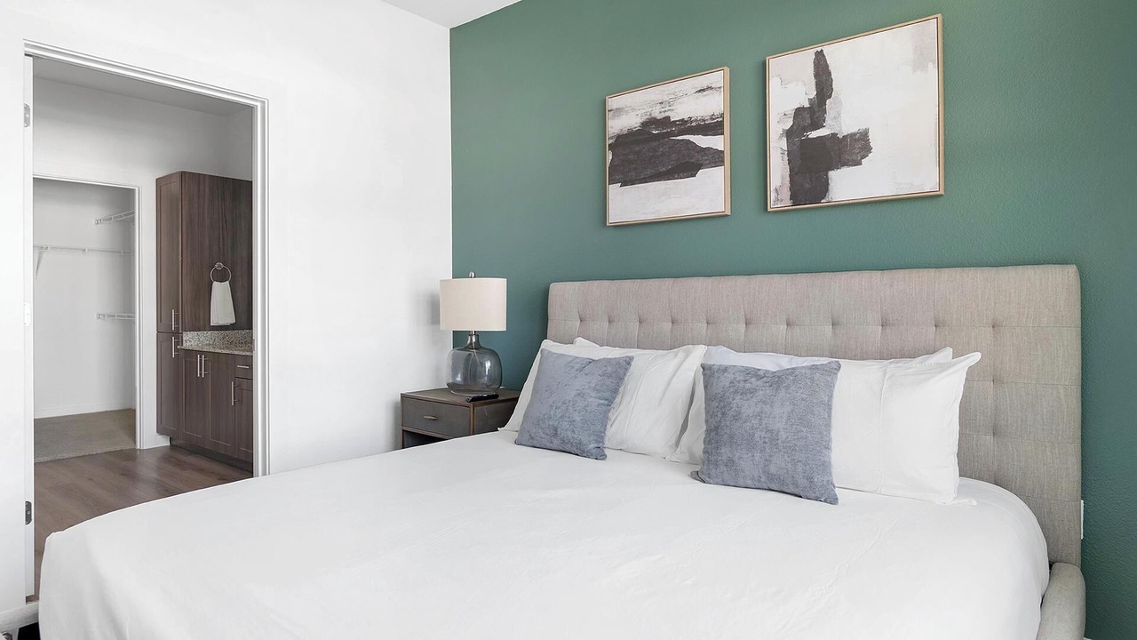 Photo of Bedroom in Garland