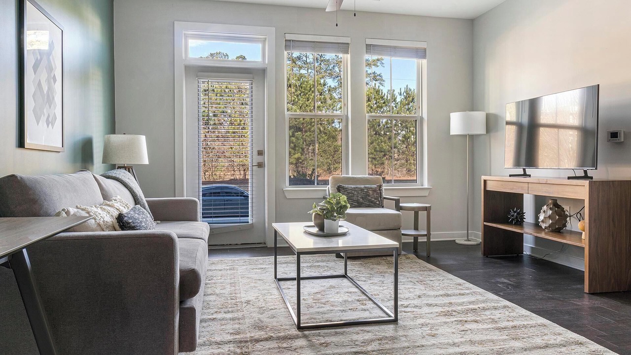 Photo of Livingroom in Mableton