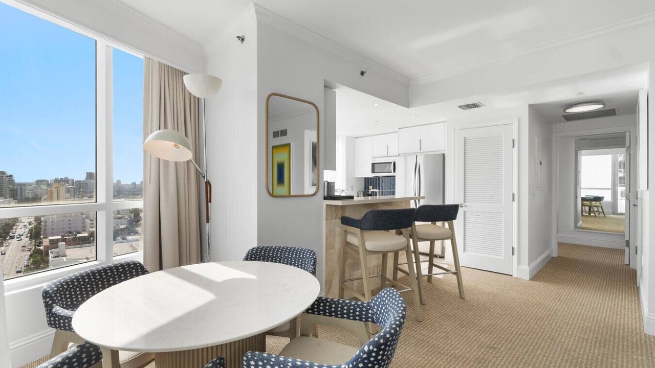 Photo of Others in Mid Beach