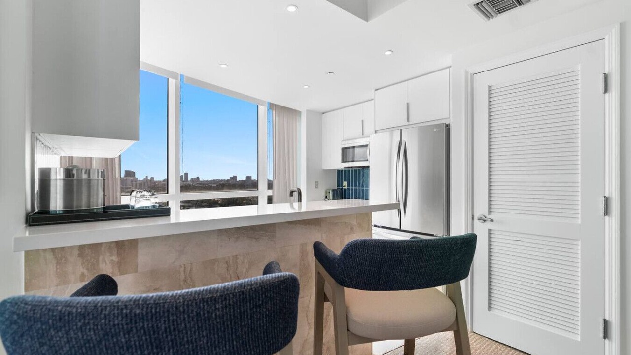 Photo of Kitchen in Mid Beach