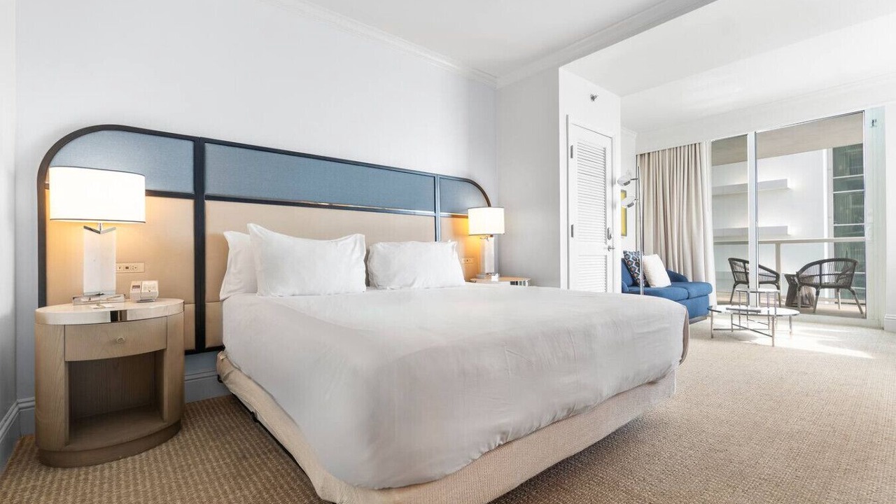 Photo of Bedroom in Mid Beach