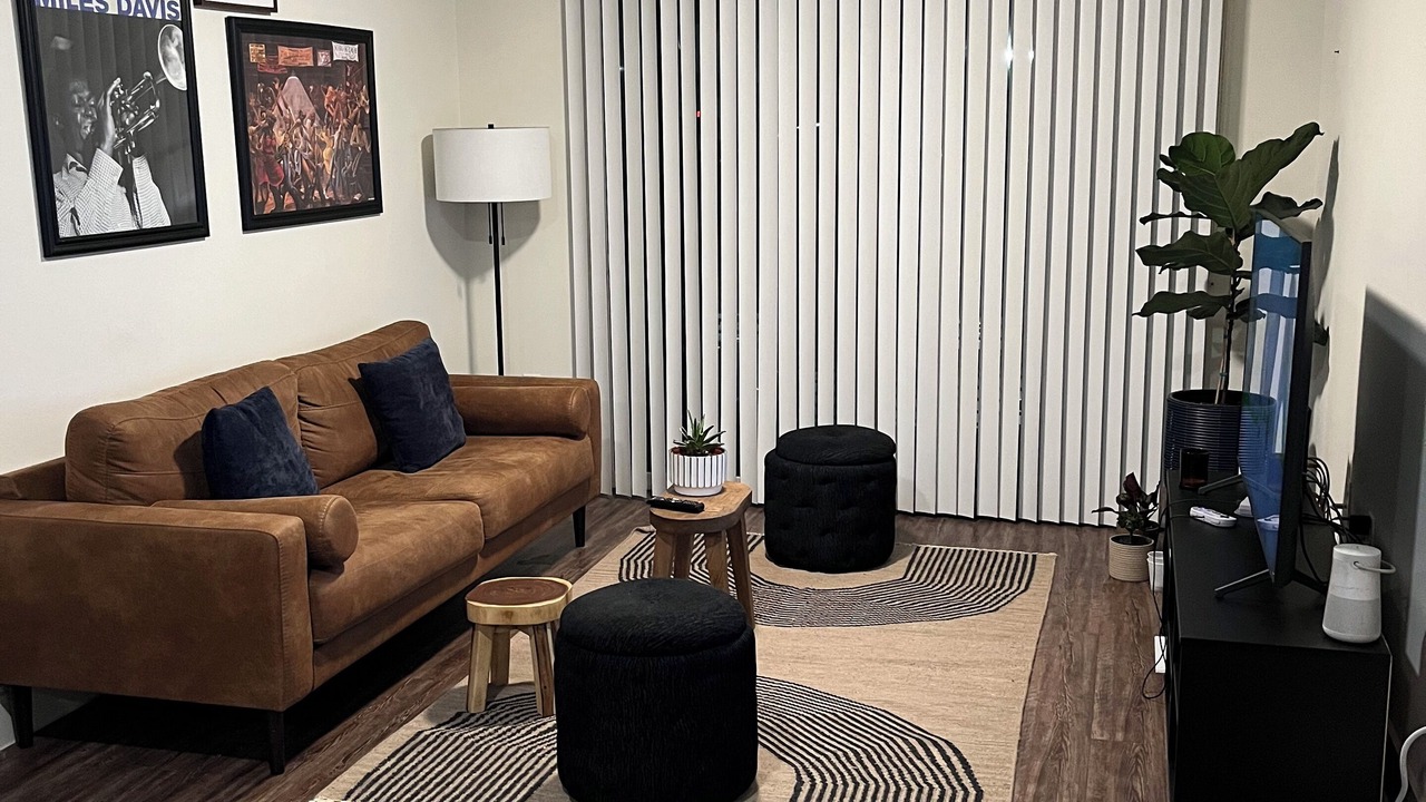 Photo of Livingroom in West Dallas