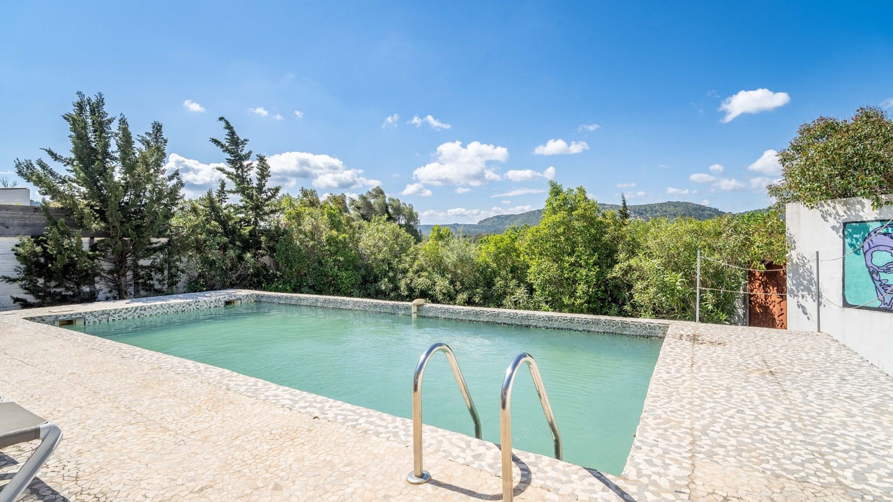 Photo of Outdoor in Montseret