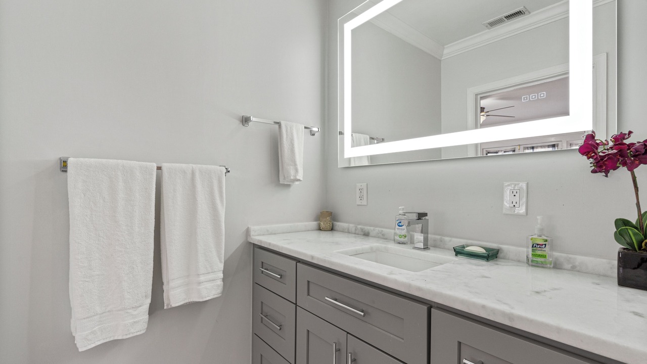 Photo of Bathroom in National Harbor