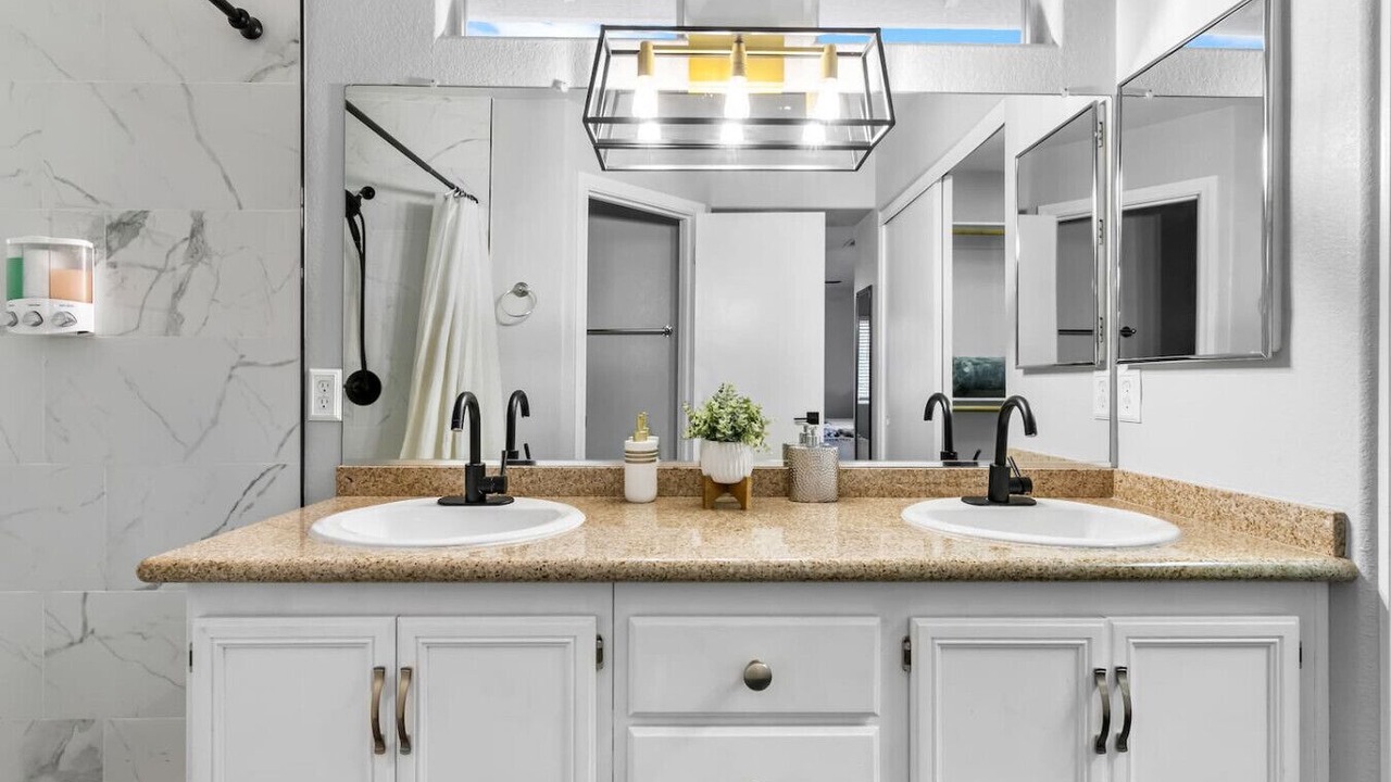 Photo of Bathroom in MacDonald Ranch