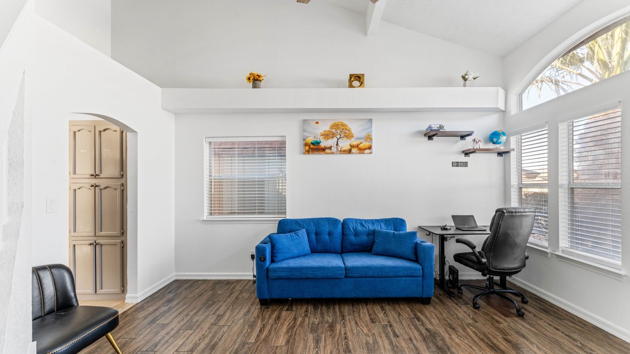 Photo of Livingroom in Bear Ridge