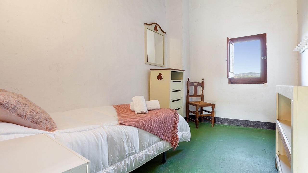 Photo of Bedroom in Santes Creus