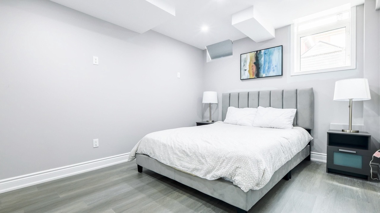 Photo of Bedroom in Thornhill
