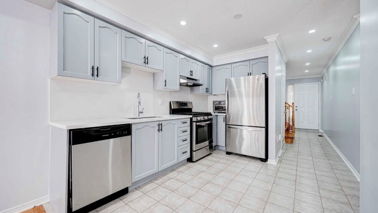 Photo of Kitchen in Thornhill