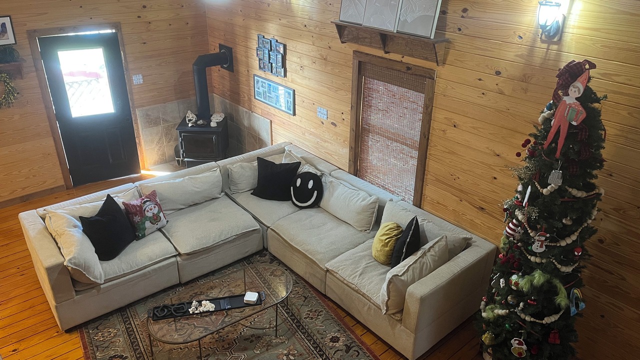 Photo of Livingroom in Farmerville