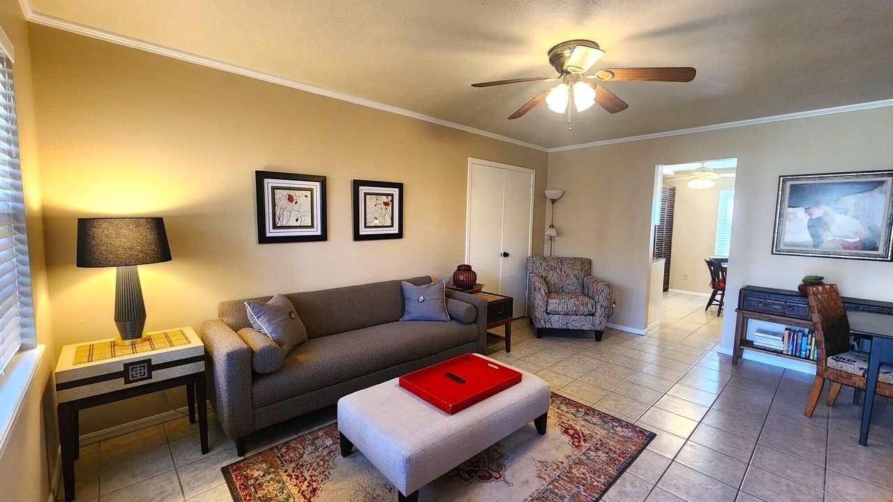 Photo of Livingroom in Central Oklahoma City