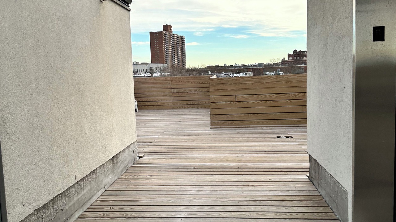 Photo of Outdoor in Ocean Hill