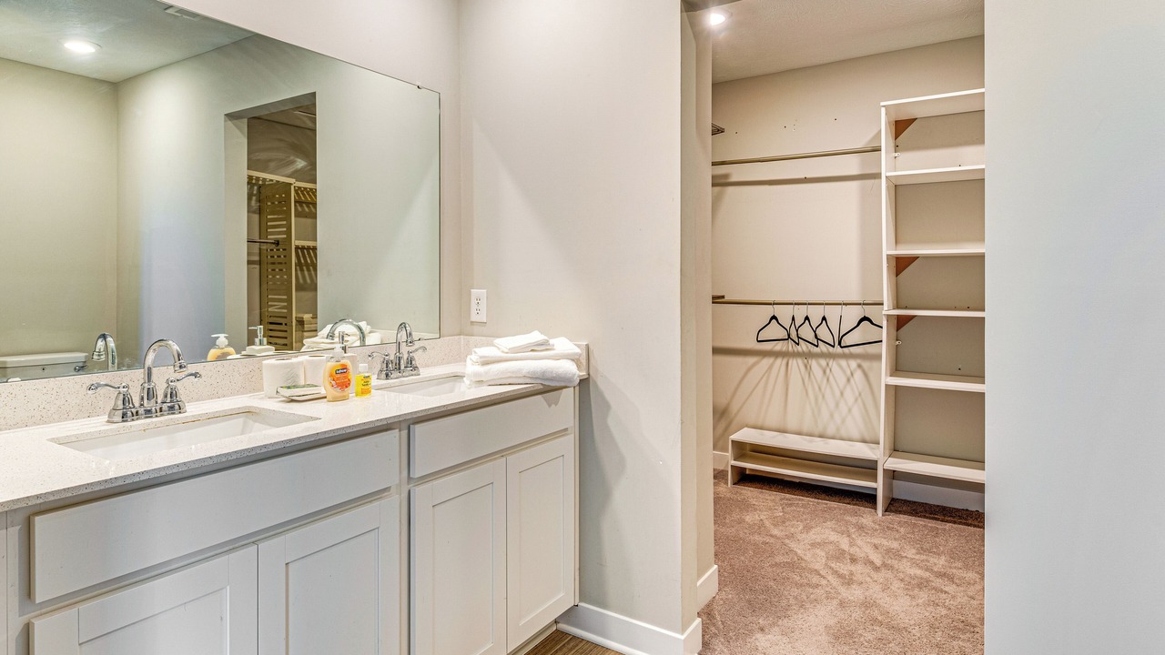 Photo of Bathroom in New Whiteland