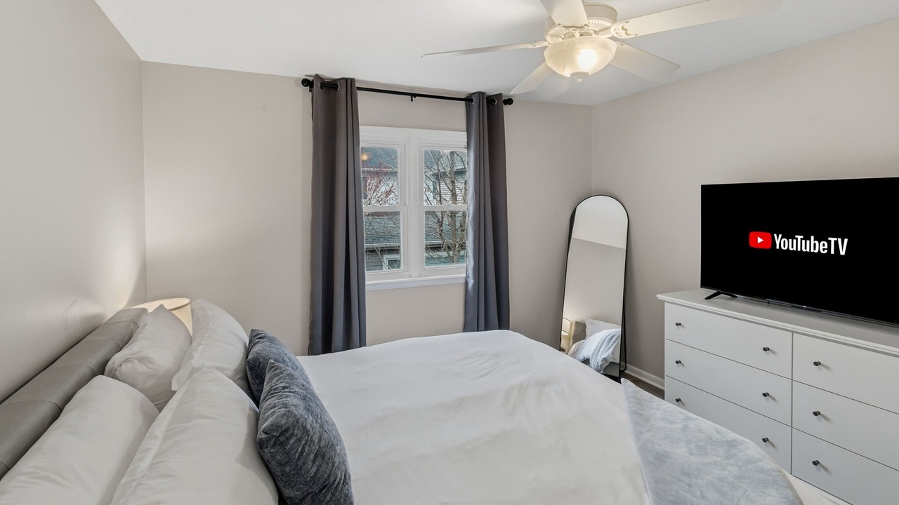Photo of Bedroom in Libertyville