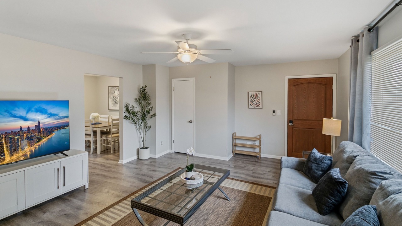 Photo of Livingroom in Libertyville