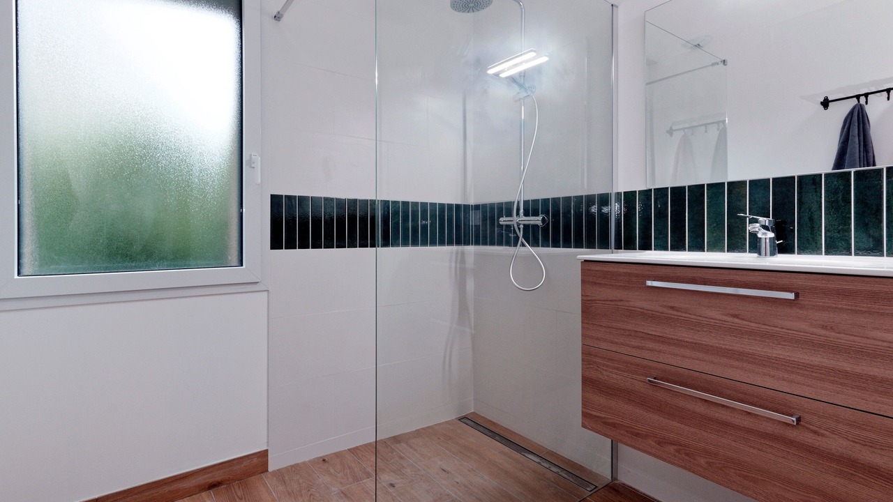 Photo of Bathroom in Dinard