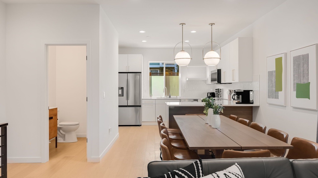 Photo of Others in Minor