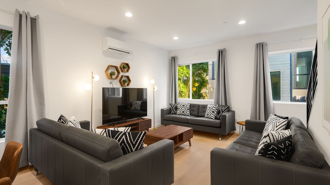 Photo of Livingroom in Minor