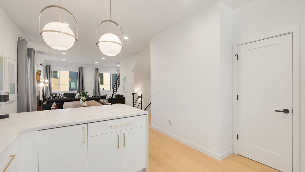 Photo of Others in Minor