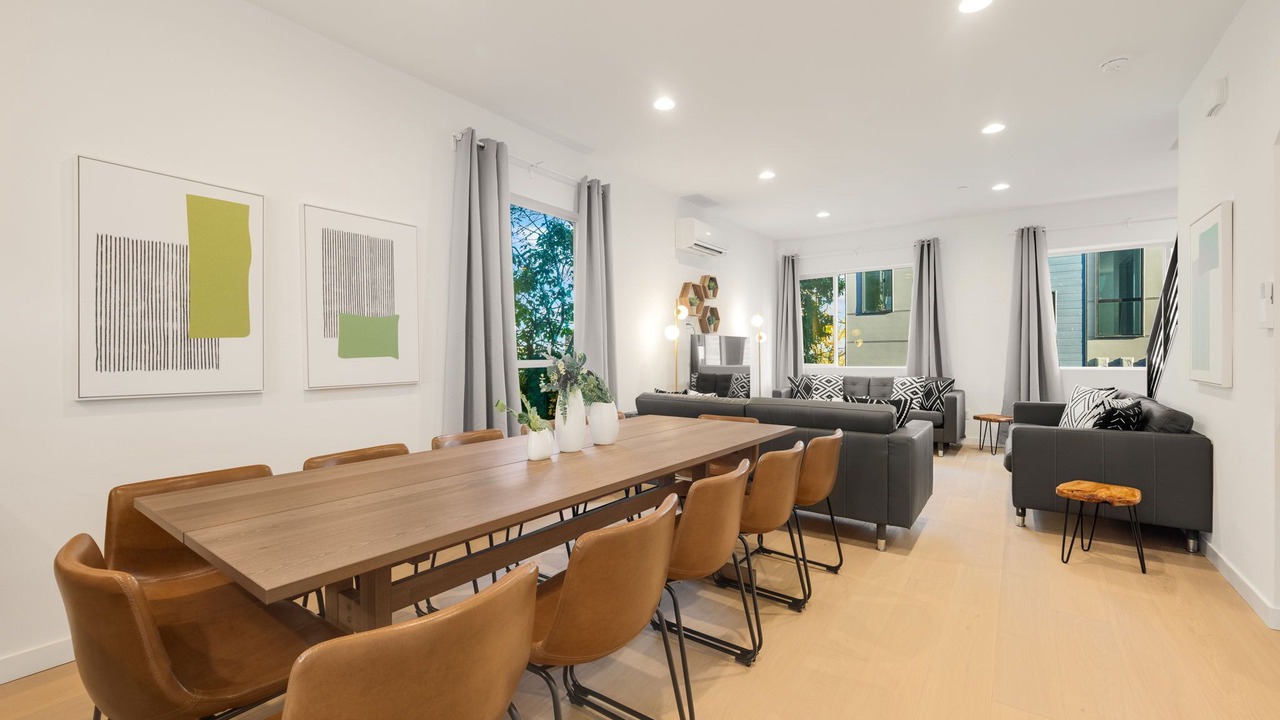 Photo of Others in Minor