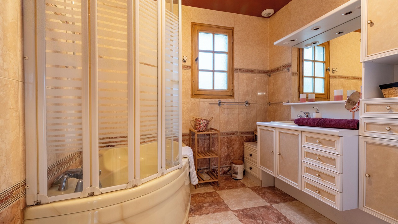 Photo of Bathroom in Torce-Viviers- en-Charnie