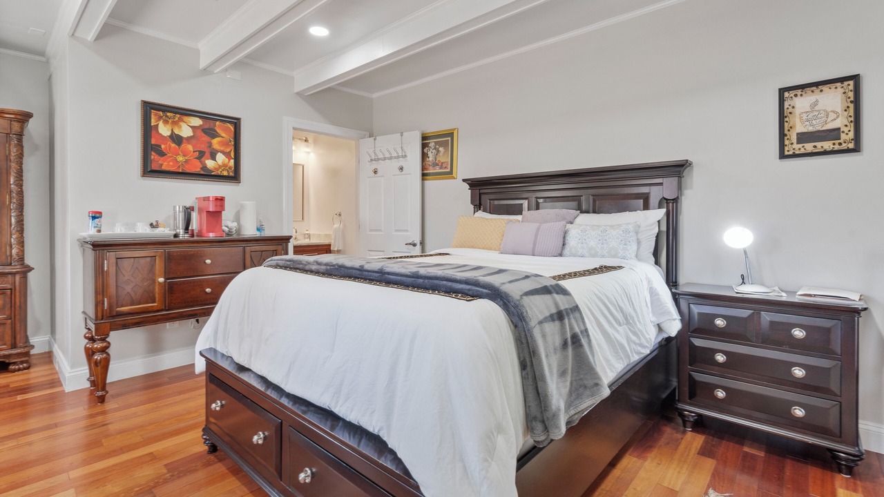 Photo of Bedroom in Oxon Hill