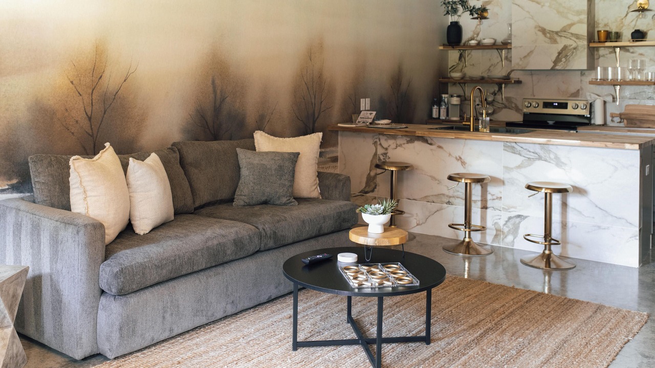 Photo of Livingroom in Downtown