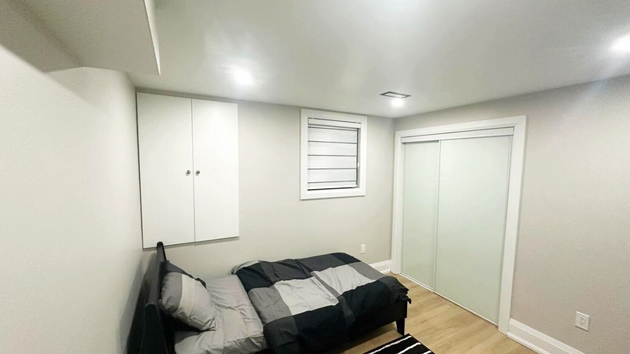 Photo of Bedroom in Highland Creek