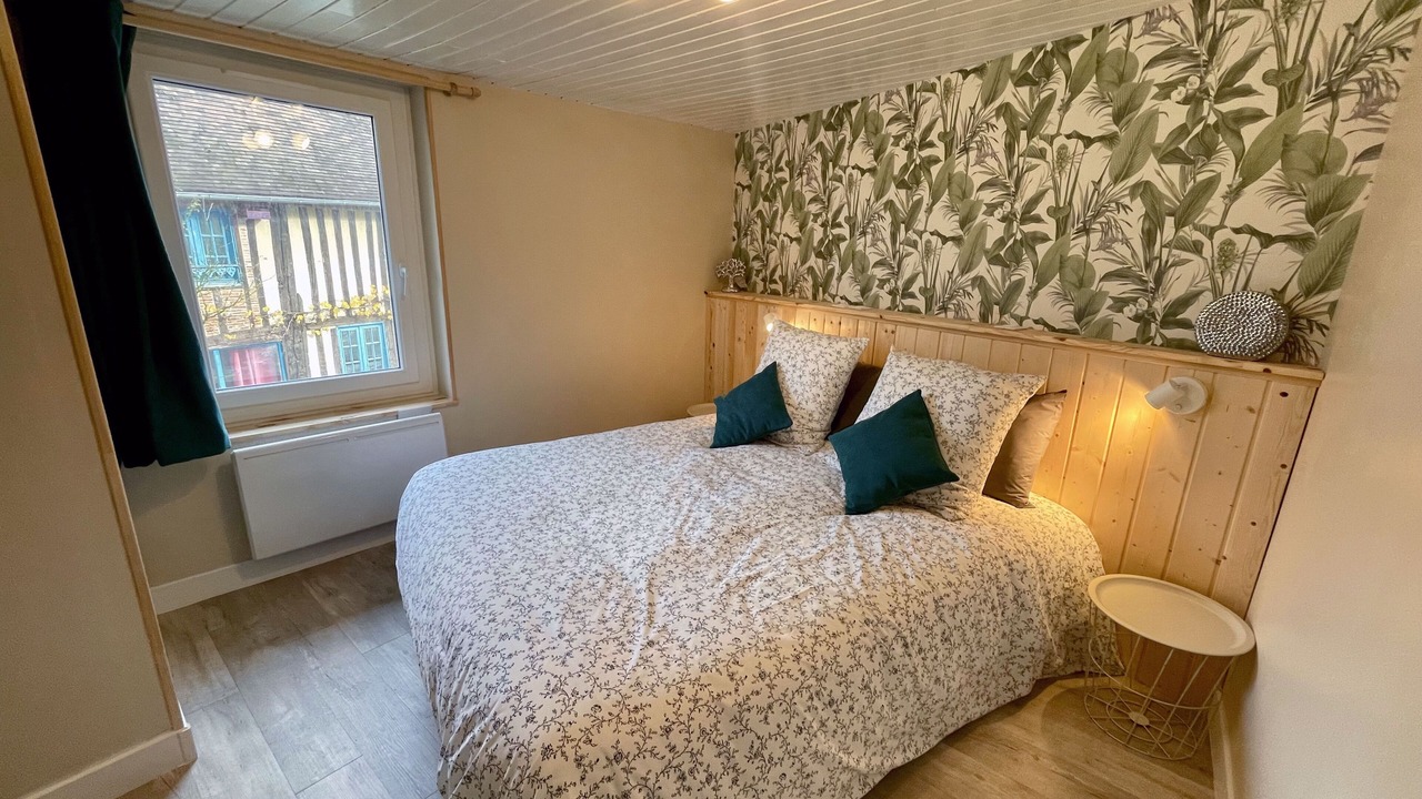Photo of Bedroom in Saint-Julien-le-Faucon