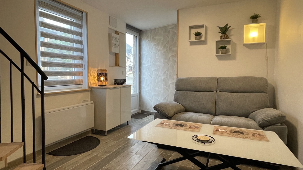 Photo of Livingroom in Saint-Julien-le-Faucon