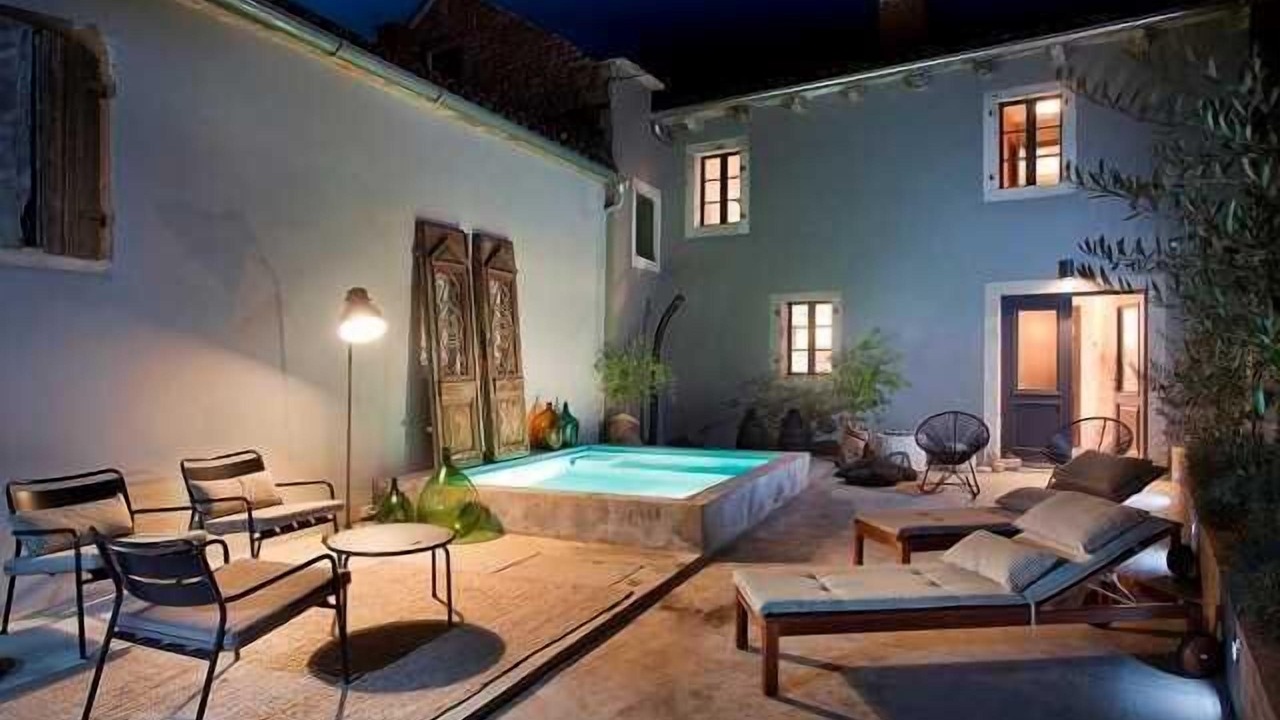 Photo of Patio Balcony in Tinjan
