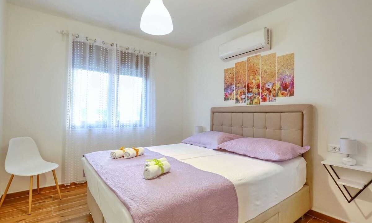 Photo of Bedroom in Sukosan