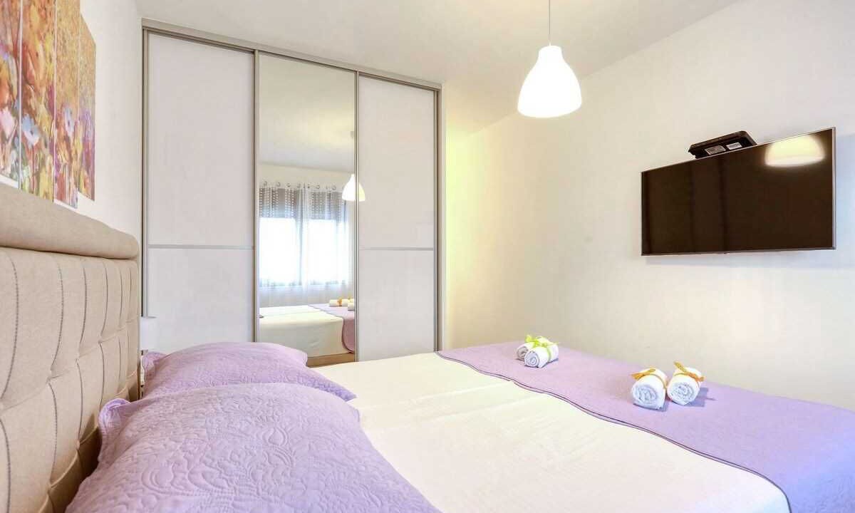 Photo of Bedroom in Sukosan