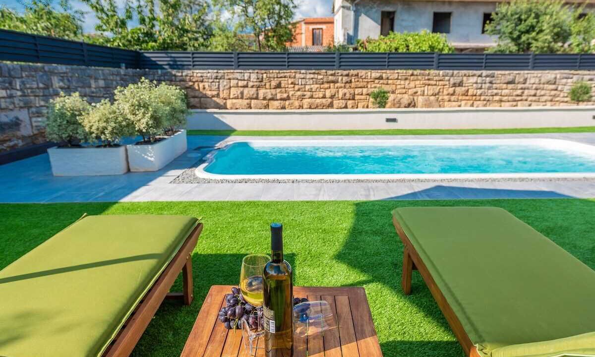 Photo of Outdoor in Pridraga