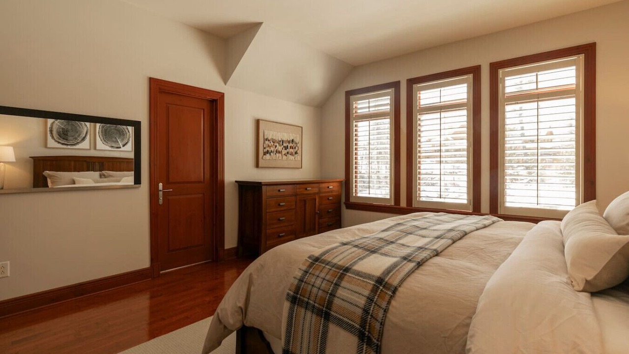 Photo of Bedroom in Mont-Tremblant