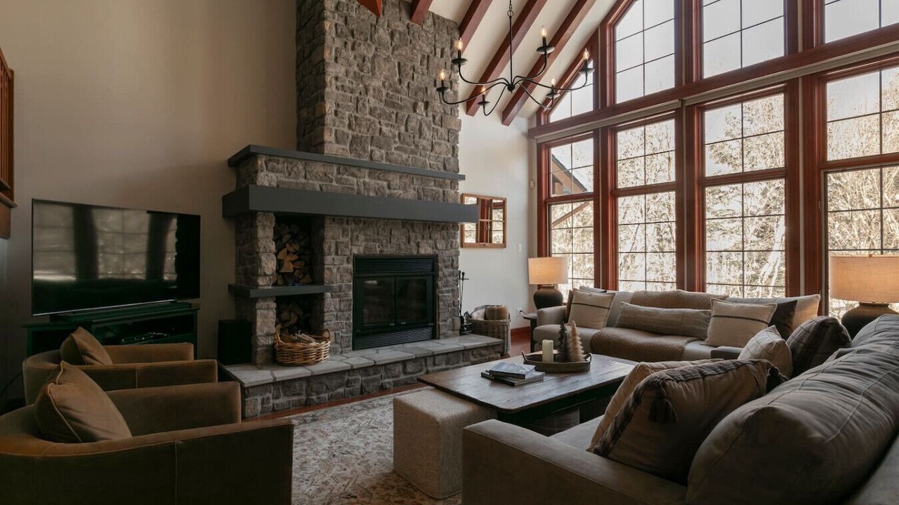 Photo of Livingroom in Mont-Tremblant
